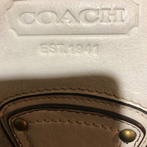 Vintage Coach Legacy serial #Fo63-10329 - Picture 2 of 3